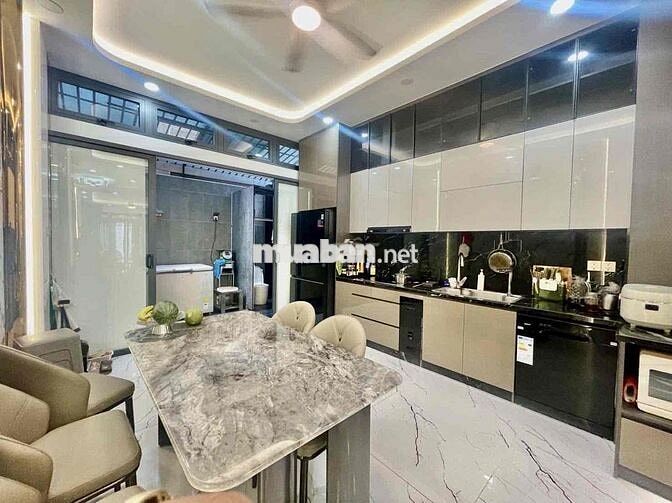 chính chủ bán gấp nhà ở Đ, Đình Nghi Xuân - Bình Tân