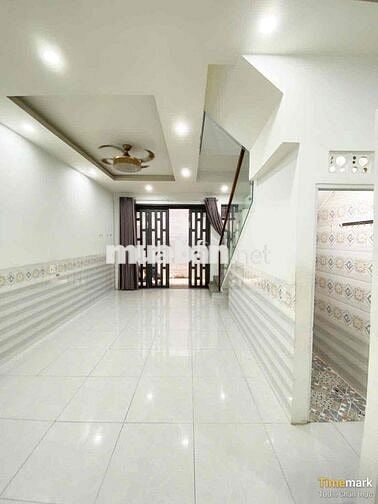 Cho thuê nhà nguyên căn khu dân cư Tân Phong đẹp sạch sẽ trung tâm
