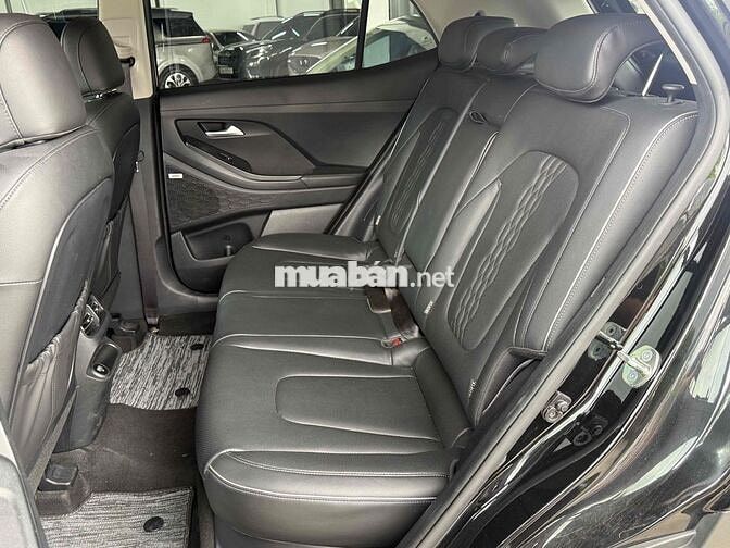 Hyundai Creta Cao Cấp 2023 Đen 29.000km