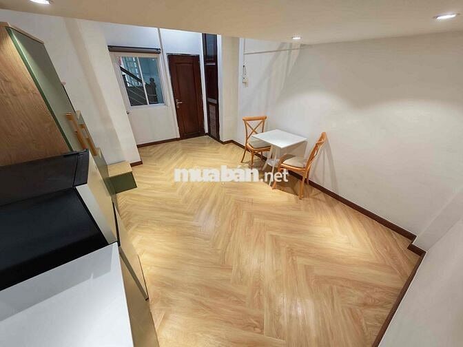 DUPLEX FULL NỘI THẤT PHÙ HỢP 4 NGƯỜI CỬA SỔ TRỜI GẦN UEH, BÁCH KHOA,..