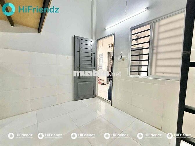 PHÒNG TRỌ CÓ GÁC SINH VIÊN GIÁ RẺ CỬA SỔ THOÁNG - GẦN ETOWN
