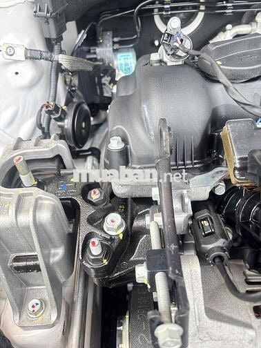 Hyundai Elantra 2024 1.6 đặc biệt Trắng