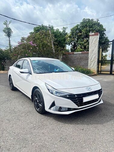 Hyundai Elantra 2024 1.6 đặc biệt Trắng