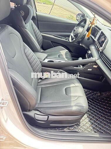 Hyundai Elantra 2024 1.6 đặc biệt Trắng