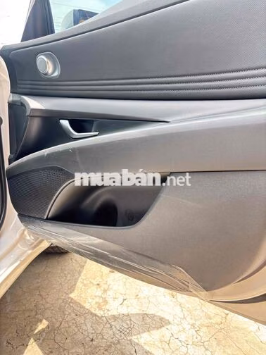 Hyundai Elantra 2024 1.6 đặc biệt Trắng