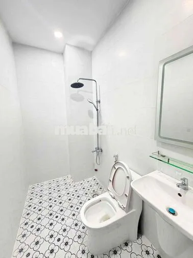 👉 “8.6 TỶ MÀ CÓ ĐƯỜNG 2 Ô TÔ TRÁNH + 55M² + NỞ HẬU + HOÀN CÔNG ĐỦ — HÀ