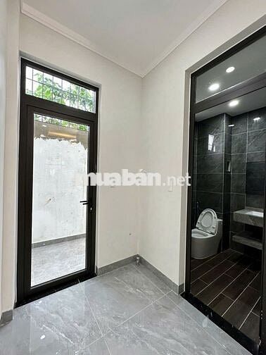 Nhà 3 Phòng Ngủ cực đẹp ngay Quảng Trường Đại Đoàn Kết, vào ở ngay