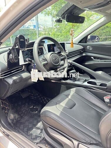 Hyundai Elantra 2024 1.6 đặc biệt Trắng