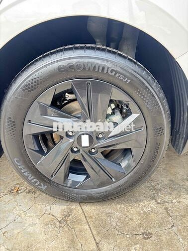 Hyundai Elantra 2024 1.6 đặc biệt Trắng