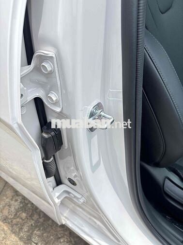 Hyundai Elantra 2024 1.6 đặc biệt Trắng