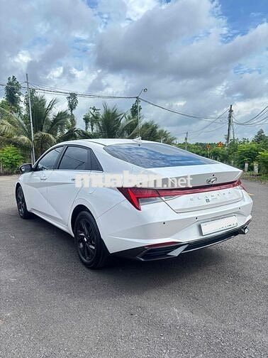Hyundai Elantra 2024 1.6 đặc biệt Trắng