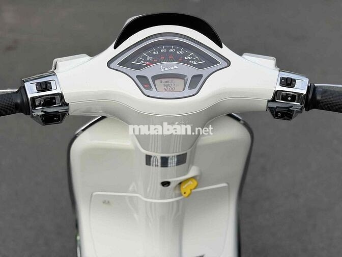 VESPA SPRINT 125,BẢN S,LƯỚT ĐÚNG 5 NGÀN KM,ZIN ĐEP