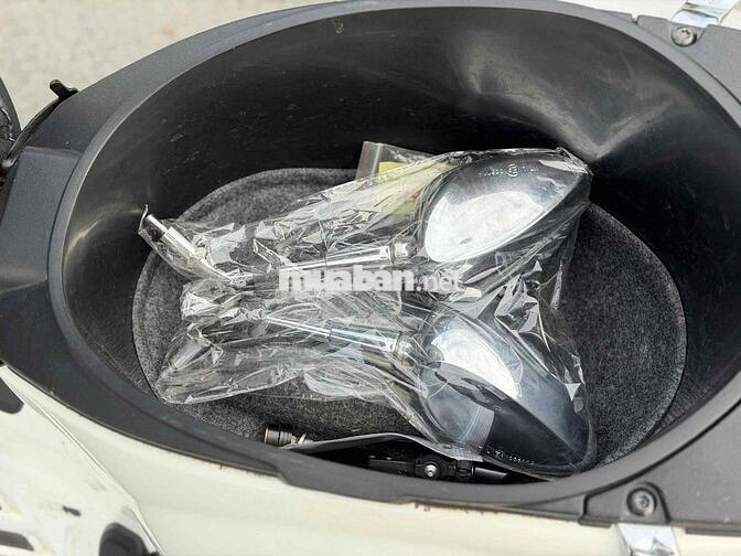 VESPA SPRINT 125,BẢN S,LƯỚT ĐÚNG 5 NGÀN KM,ZIN ĐEP
