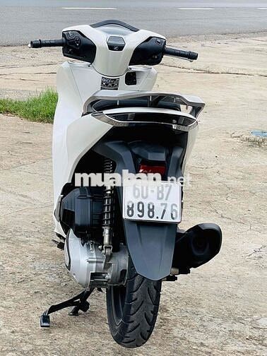 Honda SH 160 CBS 2023 Trắng đen 15.000km