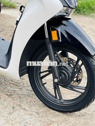 Honda SH 160 CBS 2023 Trắng đen 15.000km