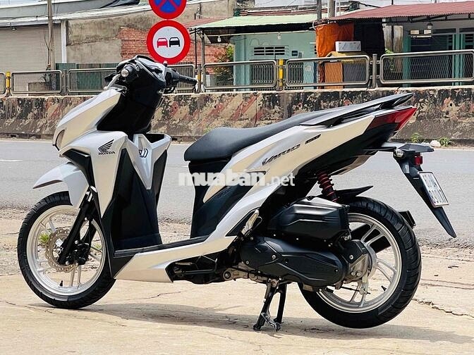 Honda Vario 150 2024 Bạc