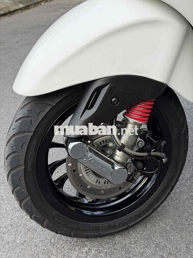 VESPA SPRINT 125,BẢN S,LƯỚT ĐÚNG 5 NGÀN KM,ZIN ĐEP