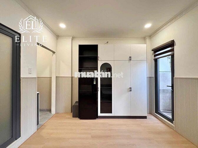 ✨trống sẵn siêu phẩm studio mới full nội thất cửa sổ mặt tiền Quận 5