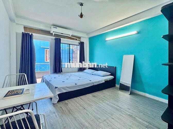 Studio Tách Bếp Ban Công ngay Phường Bến Thành