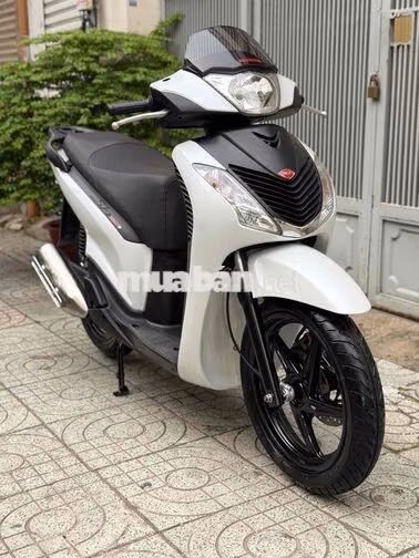 Honda SH150 Ý 2010 hàng 3 cục  Trắng đen