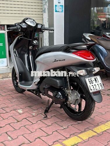 Yamaha Janus 2018 bản Smartkey Bạc, Đen 23.000km