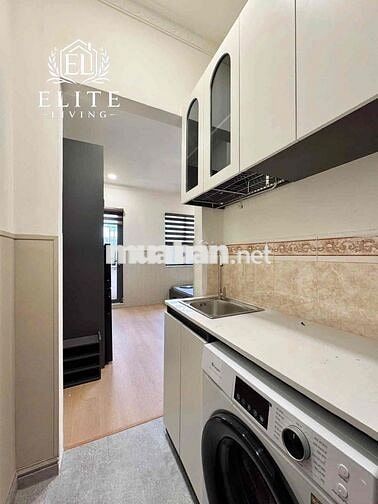 ✨trống sẵn siêu phẩm studio mới full nội thất cửa sổ mặt tiền Quận 5