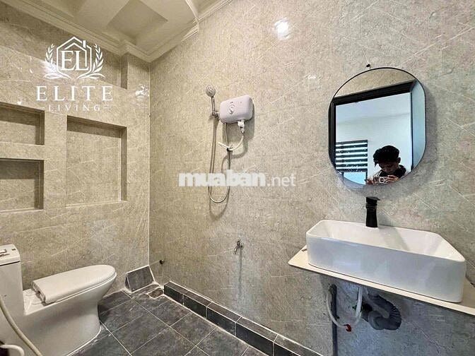 ✨trống sẵn siêu phẩm studio mới full nội thất cửa sổ mặt tiền Quận 5