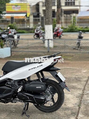 Honda Airblade 125cc 2021 Trắng đen