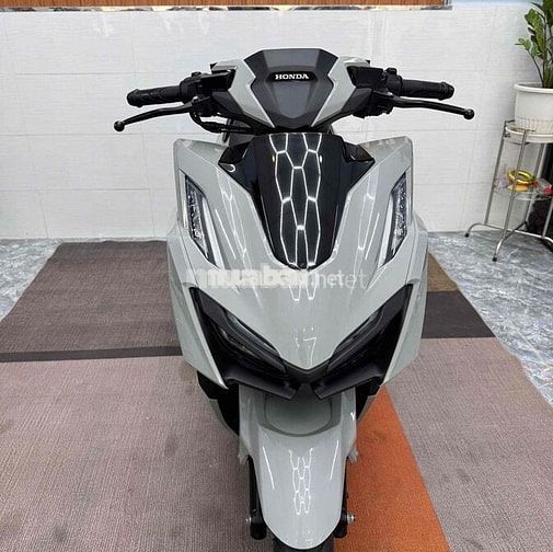 Honda Vario 160 2023 Xám Xi Măng 9000 Km
