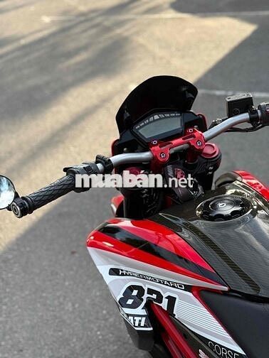 Ducati Hyper 821 31000 km Carbon