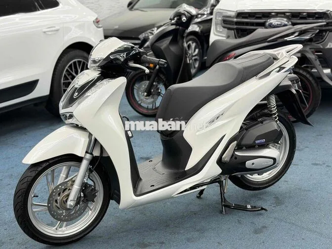 SH 160i ABS 2025 Trắng LƯỚT ( GÓP BAO NỢ 6 )