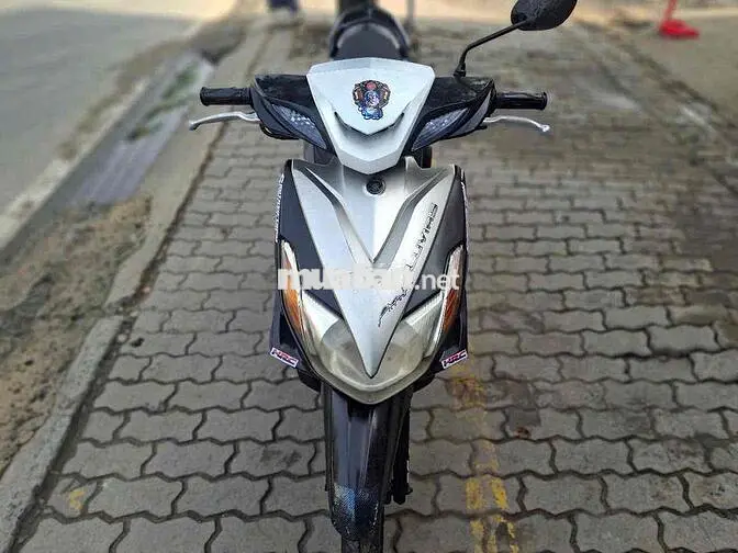 Yamaha Luvias 2012 Đen Nữ