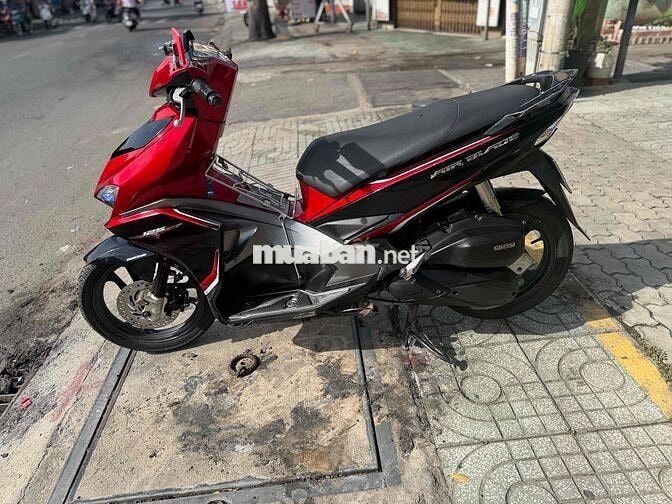Honda Air Blade 125cc Đỏ đen