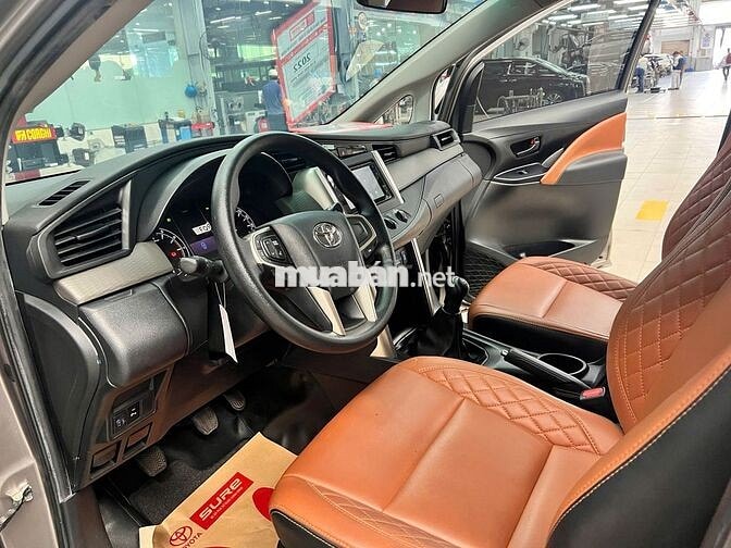 Bán Innova 2.0E Số Sàn 2022 Siêu Đẹp - Xe Gia Đình
