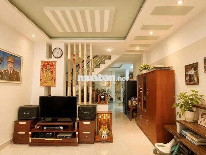 Hiếm, nhà chính chủ Nguyễn Văn Nghi, 75m2, 3PN, chỉ 6 tỉ