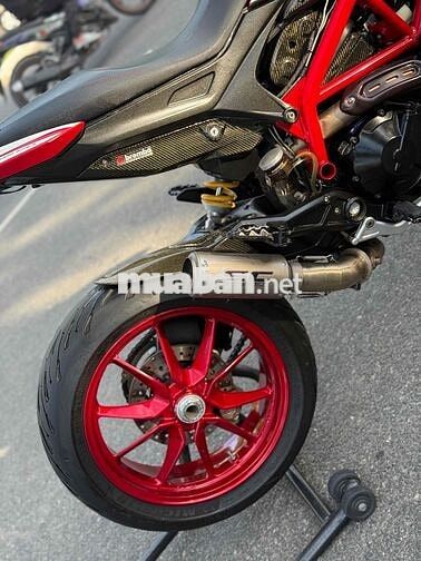 Ducati Hyper 821 31000 km Carbon