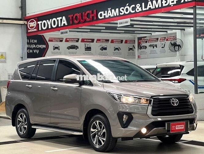 Bán Innova 2.0E Số Sàn 2022 Siêu Đẹp - Xe Gia Đình