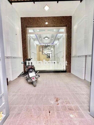 NHÀ HẺM XE TẢI NGAY HƯƠNG LỘ 2 - 4Pn