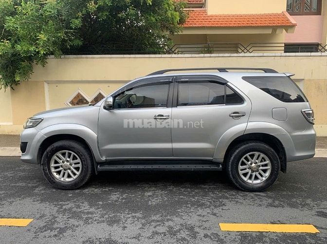 Chính chủ bán Toyota FORTUNER V số tự động đời cuối 2014