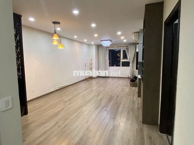 Chính chủ cho thuê căn 3 phòng ngủ HO GUOM PLAZA