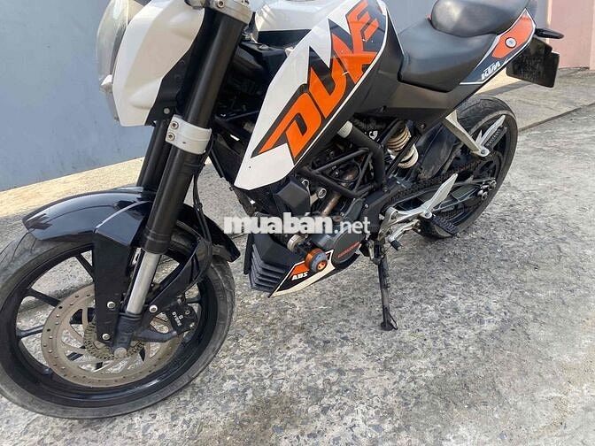 KTM Duke 125 Trắng Cam Đen