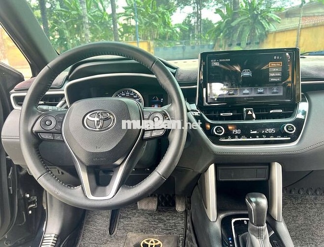 Toyota Cross 1.8V 2023 - Xe Gia Đình Siêu Đẹp