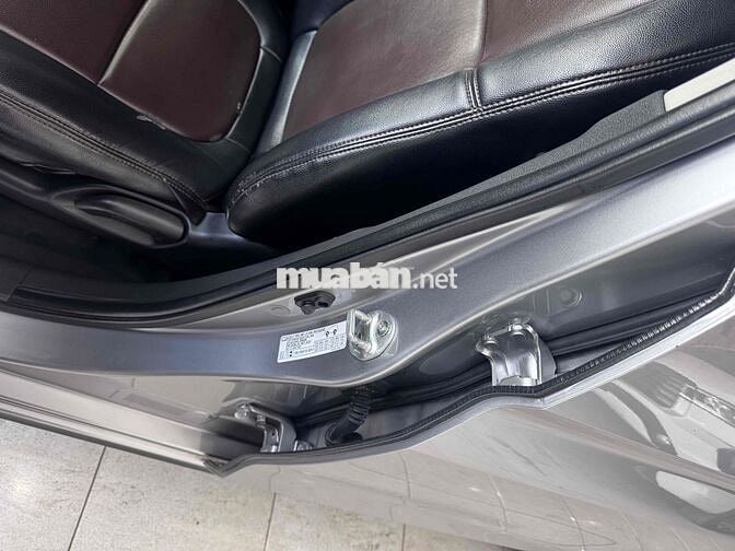 Mitsubishi Xpander Bạc 7 chỗ
