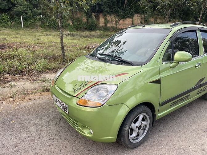 Chevrolet Spark Xanh lá 5 chỗ
