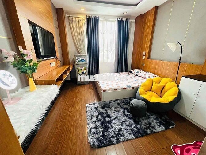 STUDIO CỬA SỔ TRỜI LỚN SIÊU THOÁNG SÁT ĐẠI HỌC Y DƯỢC, UEH, SGU, ĐHSP