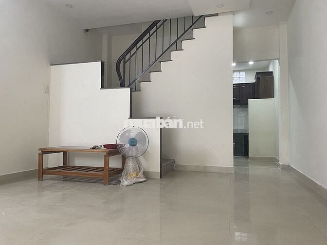 MẶT TIỀN HẺM 4M NHÀ ĐẸP MỚI TOANH  2 TẦNG- 2 MẶT HẺM