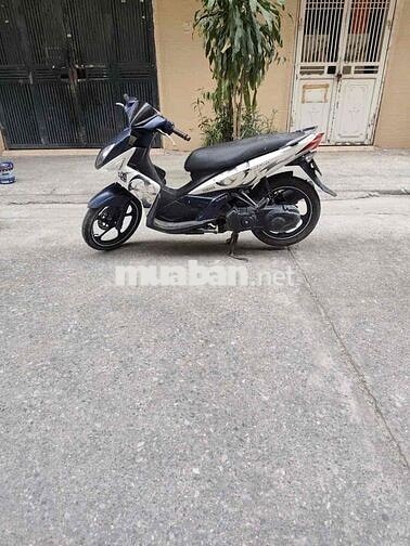 Yamaha NVX 135 Xanh trắng