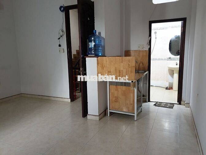 Phòng nhà Biệt thự Bình Lợi, yên tĩnh, gần ĐH Văn Lang
