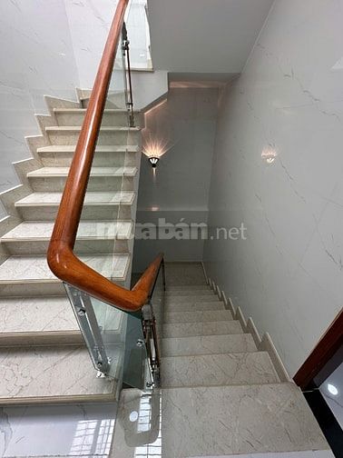 Bán nhà mặt tiền vị trí đẹp đoạn sầm uất Nguyễn Văn Luông buôn bán đôn