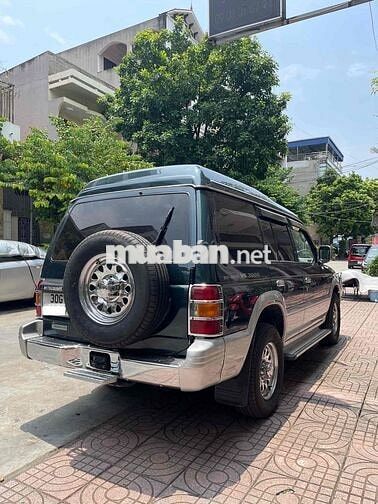 Mitsubishi Pajero V33 2006 Xanh rêu Số sàn